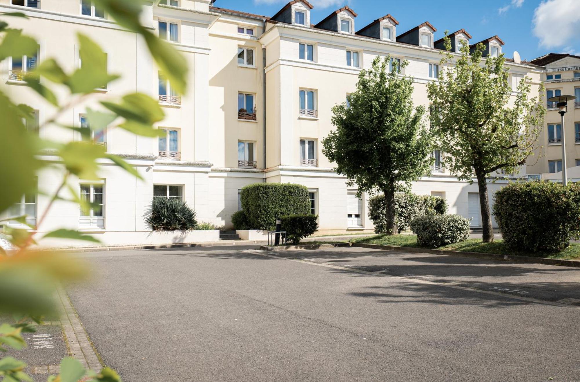 Cosy Appartement - 4 Personnes - Disneyland & Paris Bussy-Saint-Georges Exterior foto